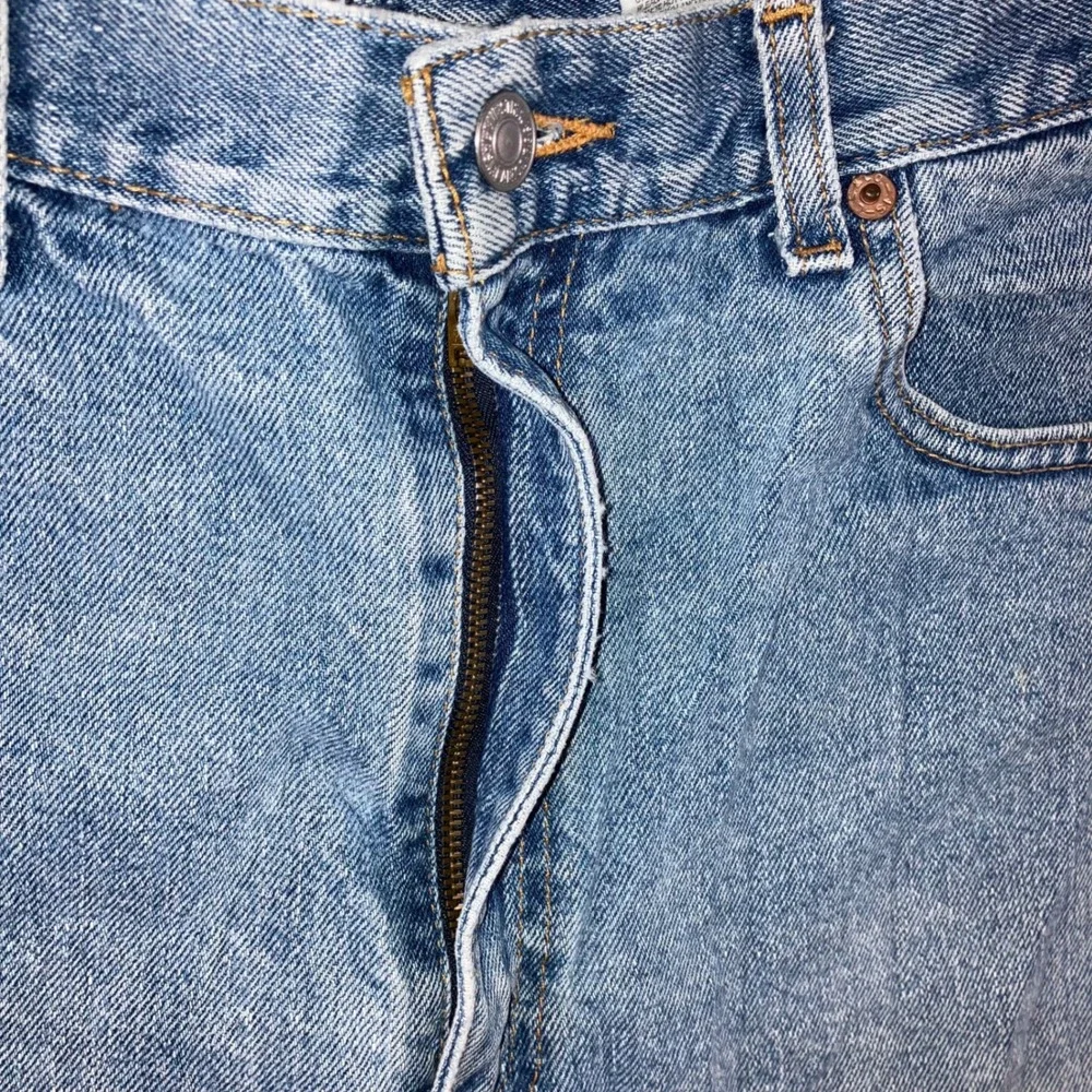 Levis preowned good